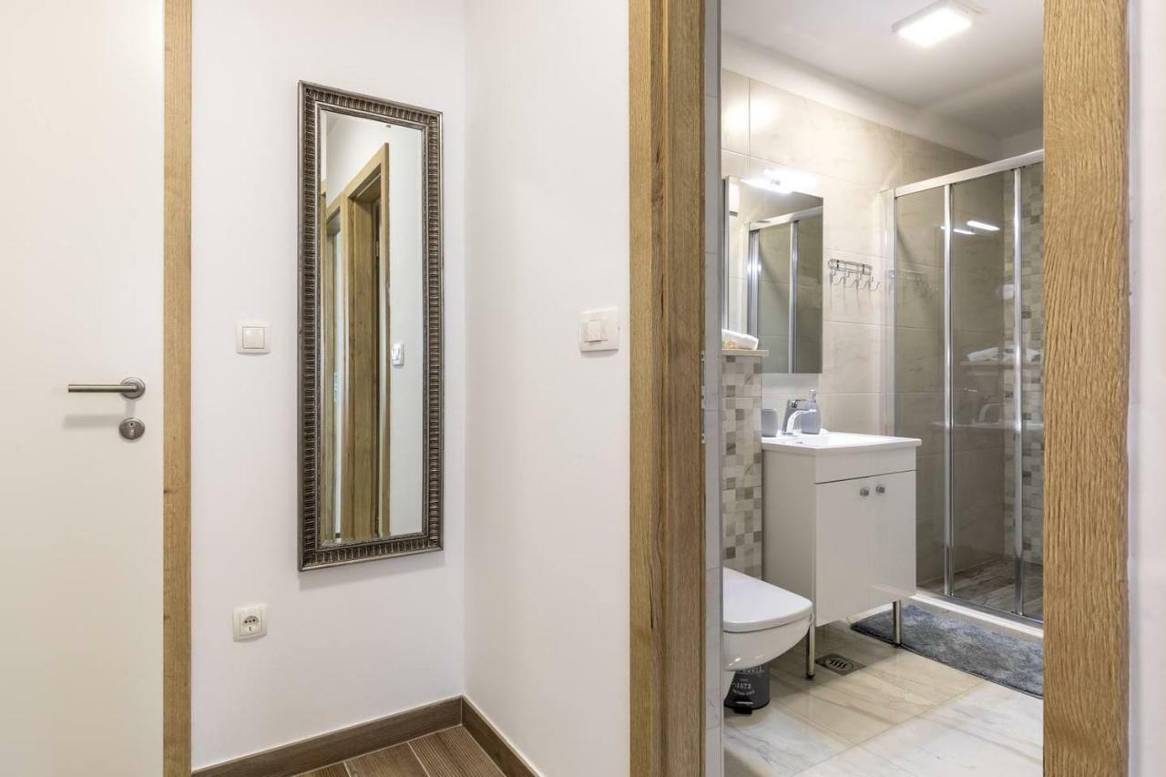 Apartments Cezar Split Exterior foto
